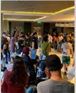 大批有<em>預定</em>的游客在新加坡五星級酒店排隊七個小時，卻仍沒空房可入住