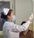 暖心護士跪地救人后拒收獎金：<em>我</em><em>的</em>職責(zé)就是救死扶傷