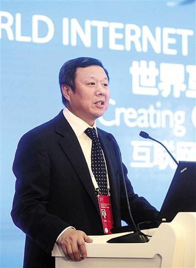 奚國華呼吁政府出臺財稅等政策扶持措施<em>促進</em>物聯網研發及<em>產業化</em>應用