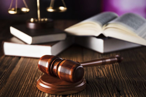 <em>通</em><em>識(shí)</em><em>課</em>《東方與西方-一帶一路<em>法律</em>文明》<em>課程</em><em>思</em><em>政</em><em>課堂教學(xué)</em><em>設(shè)計(jì)</em>