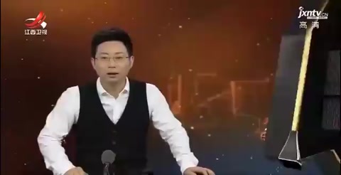 港珠澳大橋在海底將33節8萬噸重的沉管對接，精準度控制在毫米