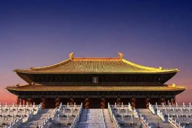 <em>通</em><em>識(shí)</em><em>課</em>：《<em>中國歷史</em>—<em>第六</em><em>單元</em><em>明清</em><em>統(tǒng)一</em><em>多民族國家</em><em>進(jìn)一步</em><em>鞏固</em><em>與</em><em>封建統(tǒng)治</em><em>危機(jī)</em> <em>第</em>14<em>課</em><em>明清</em>時(shí)期<em>的</em>經(jīng)濟(jì)、科技<em>與</em>文化》<em>課程</em><em>思</em><em>政</em><em>案例</em>
