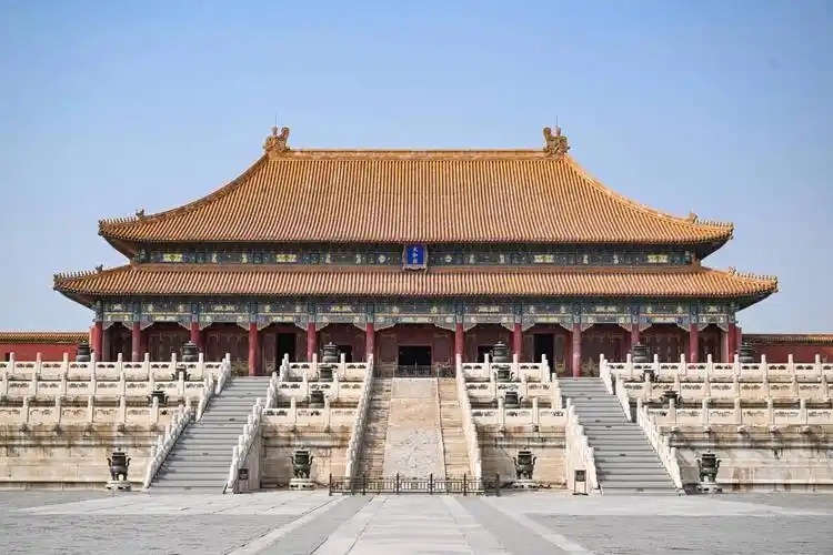 <em>通</em><em>識</em><em>課</em>：《<em>中國歷史</em>—第七單元晚清<em>的</em>民族<em>危機</em><em>與</em>救亡圖存 <em>第</em>16<em>課</em>探索國家出路<em>與</em>挽救民族危亡<em>的</em>努力》<em>課程</em><em>思</em>政<em>案例</em>